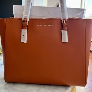 NWT Marc Jacobs Logo Tote Bag